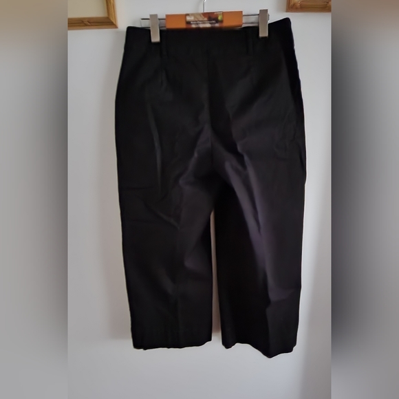 I have three black pants 👖 - Picture 2 of 3